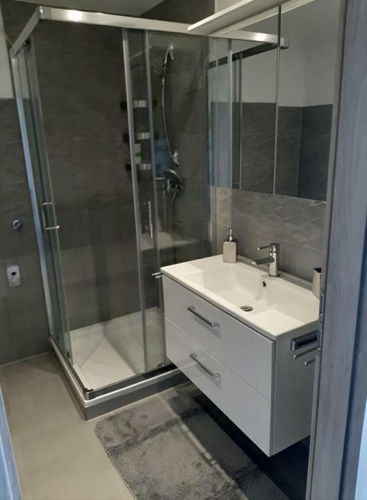Zoe Apartment Maribor Exteriör bild