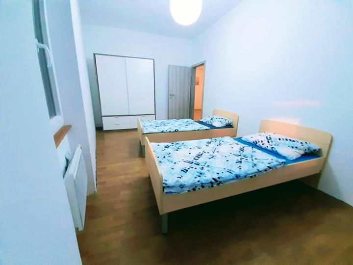 Zoe Apartment Maribor Exteriör bild